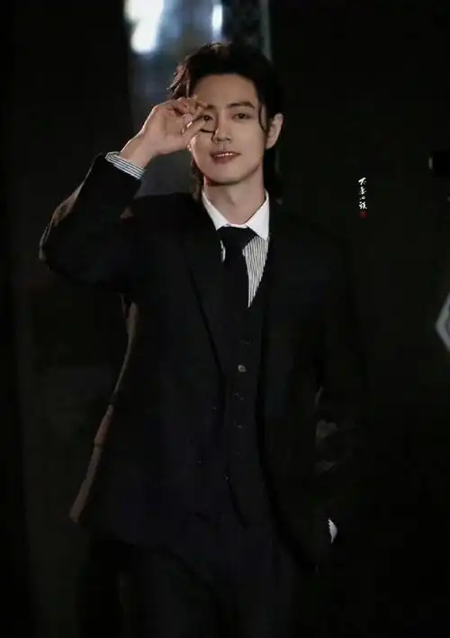 肖战 拉夫劳伦香氛