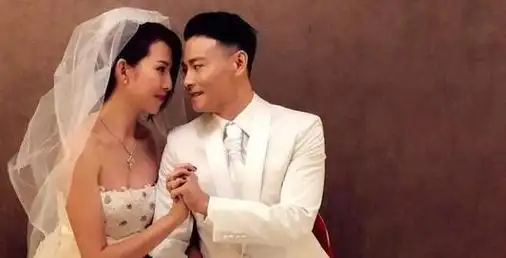 "港姐"蔡少芬,17岁替母还债跟刘銮雄6年,转身嫁张晋收获爱情