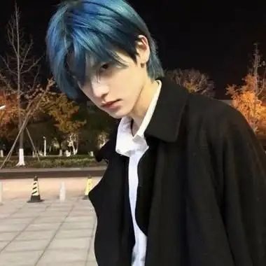 真人的小众男头 日系成熟又很冷酷帅气的高冷男头_男生头像_美头网