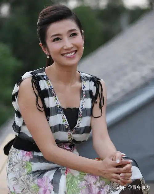 新国脸刚强暗恋春妮11年41岁为娶心上人接受霸王条款