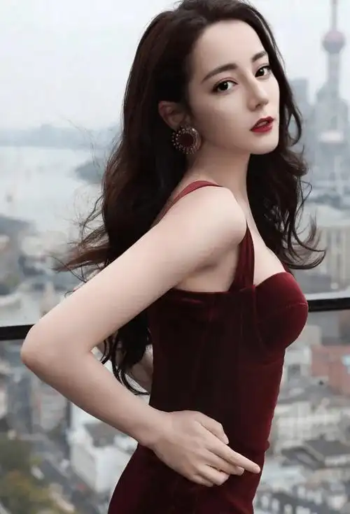 长着一张大长脸也好看的10位女星个个明艳大气满屏高级感