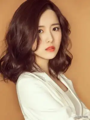 苍狼电视剧卢兰喜欢谁,电视剧《苍狼》中卢兰的扮演者(章雯淇)