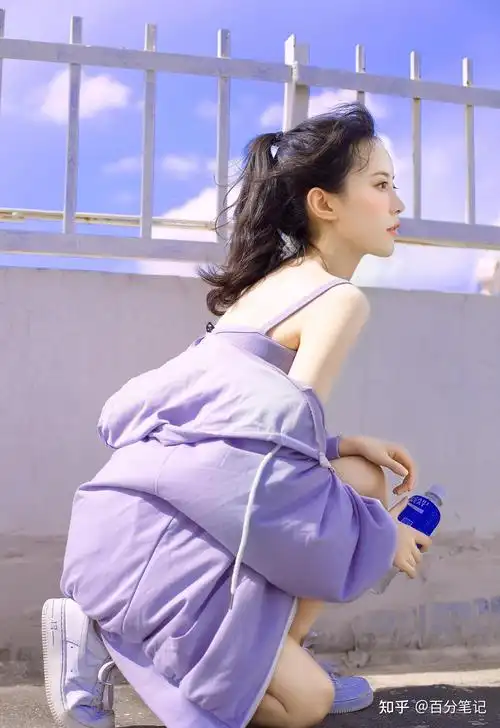 有什么好看的美女壁纸吗?