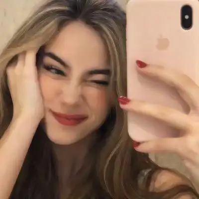 潇洒有气质的高冷欧美女生头像