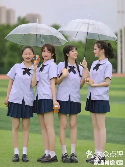 速收藏i多人毕业照合拍姿势分享