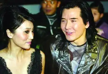 朱桦发片费翔献吻