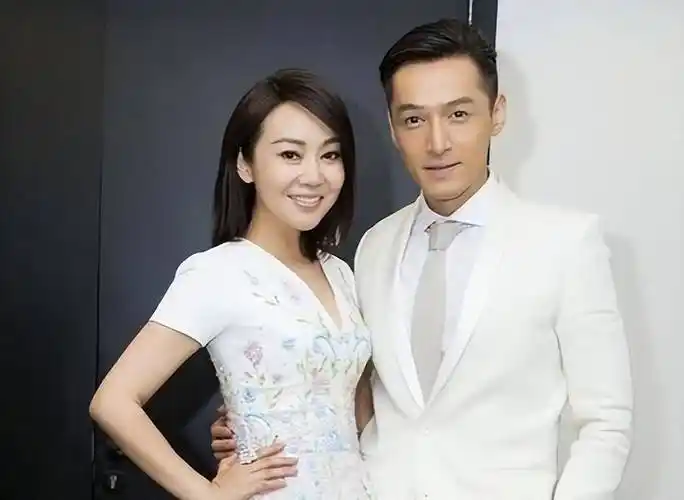 闫妮讲述接到诈骗电话的经历,问骗子你是不是要让我给你打钱啊_丈夫