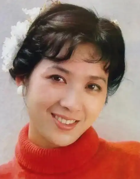 80年代电影明星龚雪真正的女神偶像分享珍贵罕见的多张照片