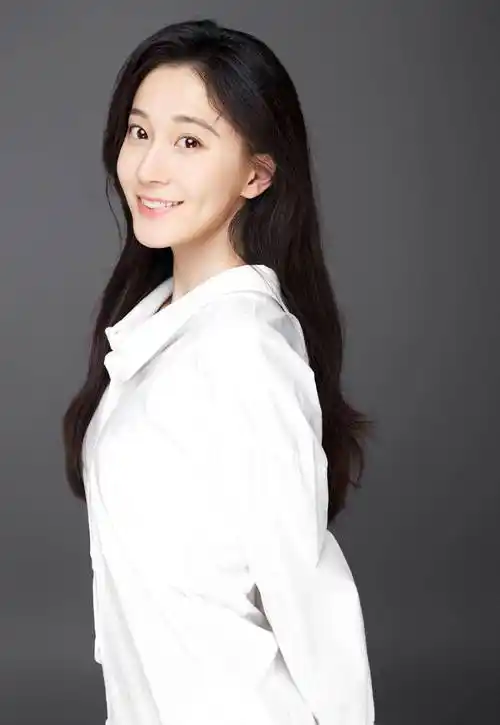 "体操女神"张豆豆近况,3年后再穿体操服,状态不输16岁时_退役_身材