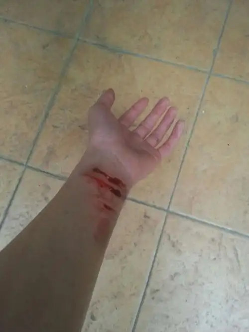 谁愿意不要钱帮我ps图片?