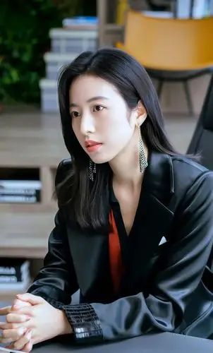 明星美图周雨彤