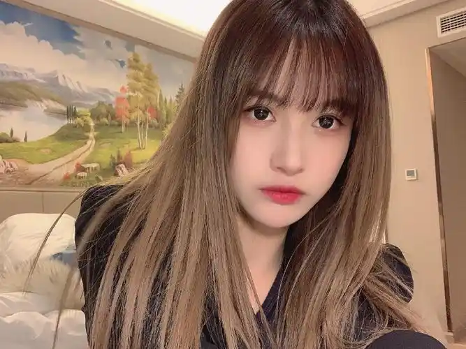 美女歌手gnz48-林嘉佩迷人美照