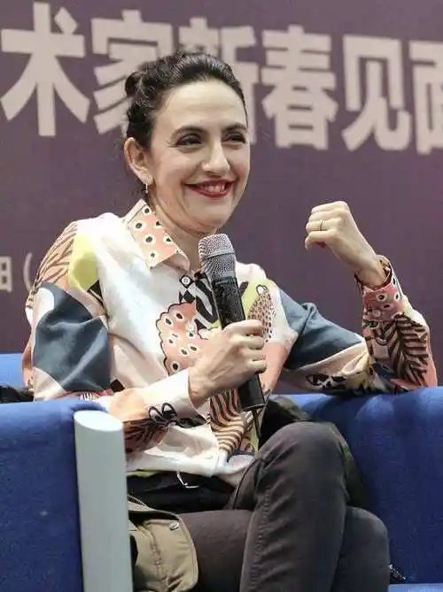 刘烨老婆安娜为什么突然老了