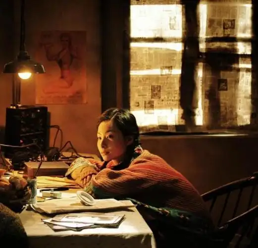 2008年那会儿,他们特地为她量身打造了一部影视剧,全方位展现了体操