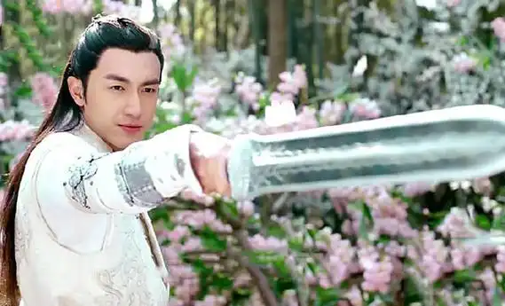 倚天剑屠龙刀怎么来是谁打造的 最后结局落到谁的手里