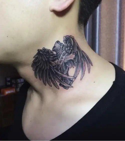 颈部十字架翅膀_纹身图案手稿图片_磊子的纹身作品集