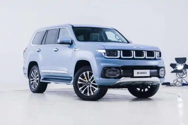 这款越野世家的新品有点不同 聊聊北京越野的bj60的情感硬核