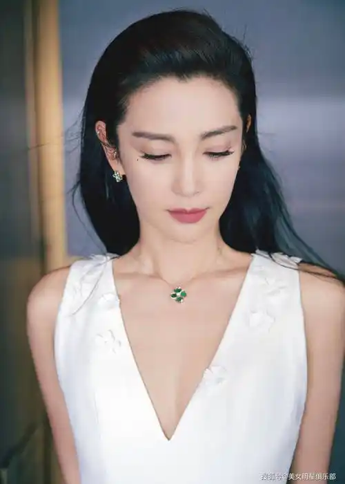 48岁李冰冰,满满的熟女味道!_美貌_公益_中国