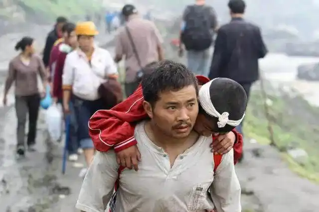 [分享]一念汶川,十年回望,图忆汶川地震的100个瞬间