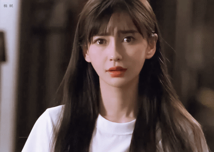 杨颖黄晓明婚变再加铁证结婚5周年各玩各的