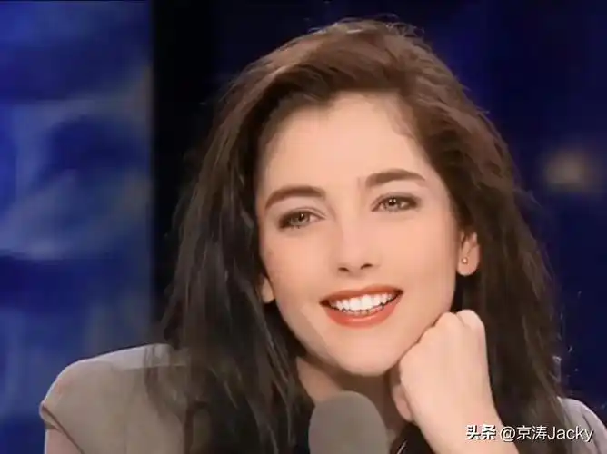 全球最漂亮的女孩排名(全世界拥有盛世美颜的十大美女)-壹晶度