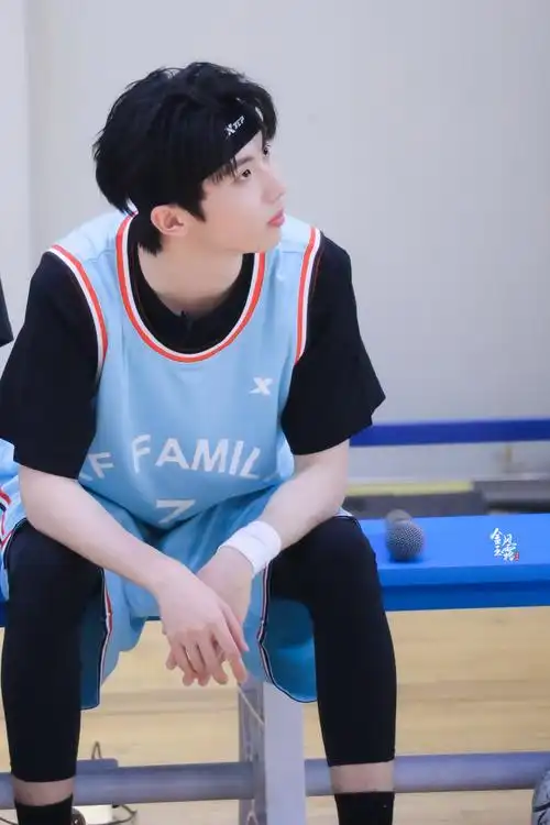 2长得帅和打球帅 一不小心都占了@时代少年团队长-马嘉祺#tf家族夏日