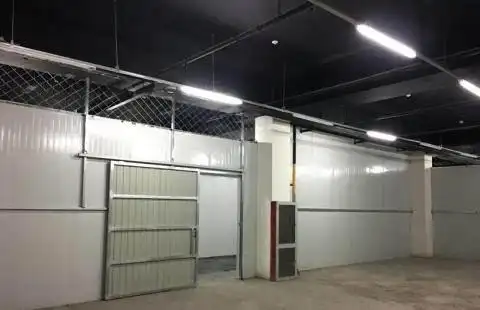 出租丰台西南四环120平,200平标准地下仓库