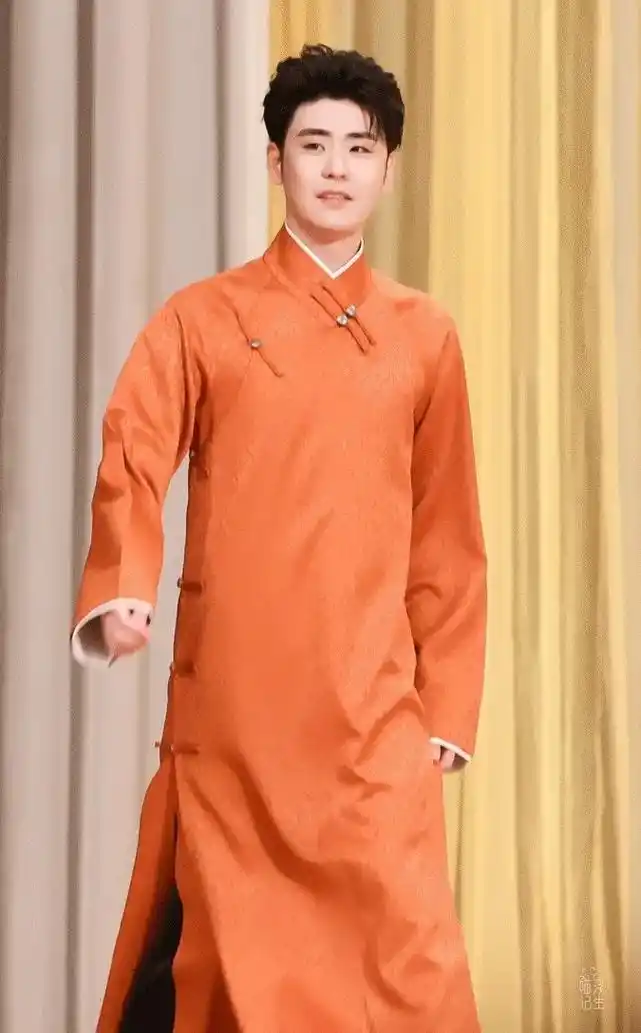 你说相思赋予谁,小辫儿张云雷#张云雷 #我的角儿