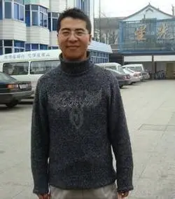 现实生活中成熟男人头像稳重