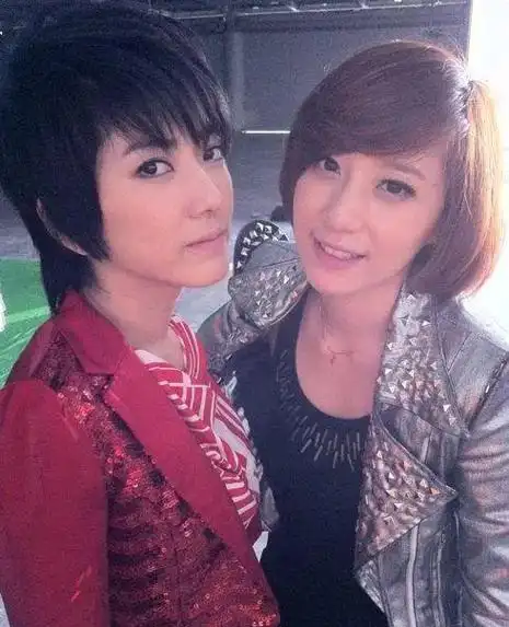 李斯丹妮刘忻12年后再同框##来活了兄弟给李斯丹妮过生日##来活了