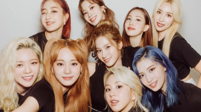 出道7年献大礼twice成员开设个人ig账号