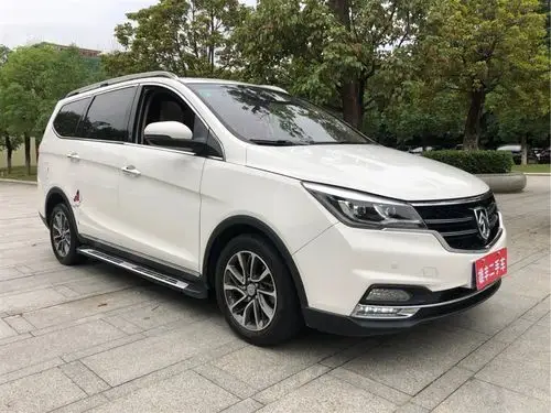 宝骏7座车有几款_宝骏7座车有几款图片