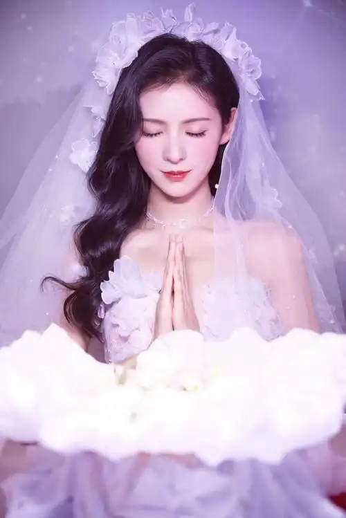 张予曦生日婚纱写真##张予曦生日大片好梦幻