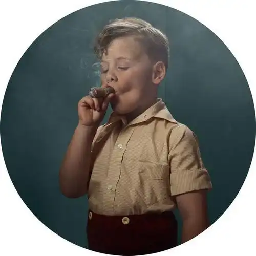 世界无烟日:"吸烟儿童"警醒世人