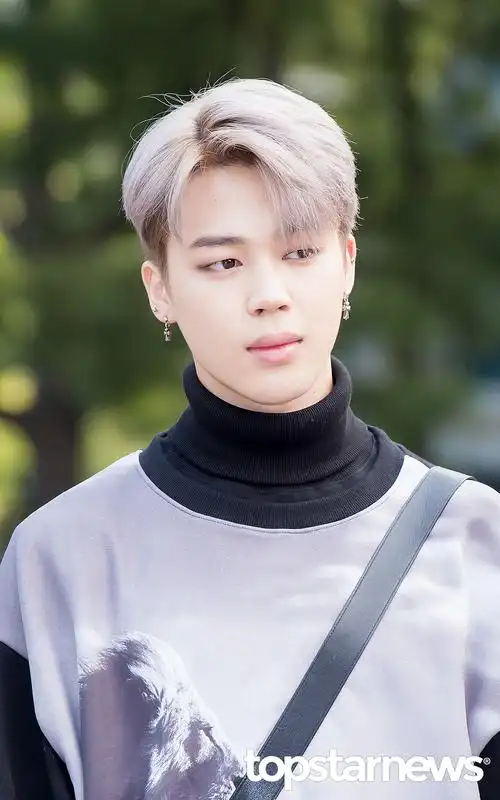 [防弹少年团][分享]161014 最适合浅色系发色的爱豆之一:bts朴智旻