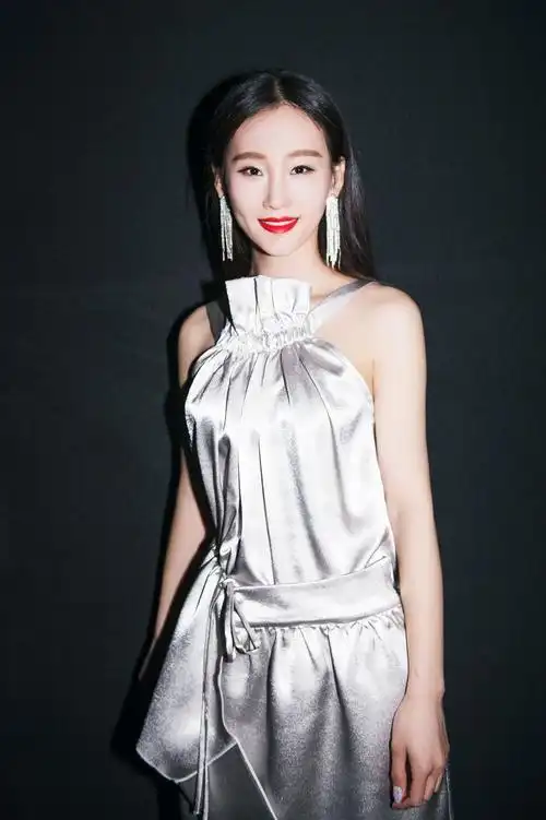 于潼无名卫士热播演技细腻完美诠释角色