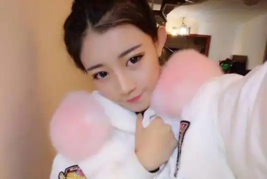 小伊伊牌牌琦牌牌琦女友快手小伊伊被方丈睡过真的吗小伊伊与方丈什么