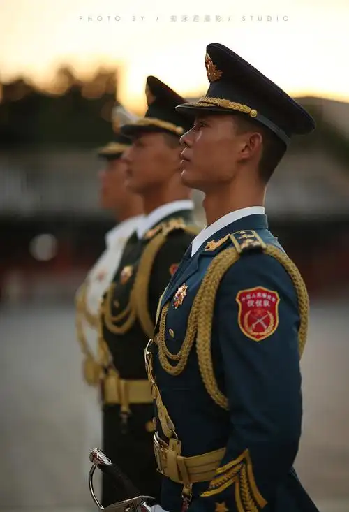 郭泳君摄影作品三军仪仗队之国旗护卫队战士