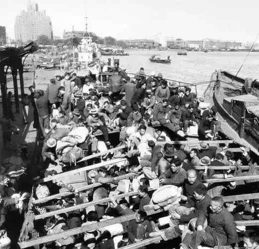 1949年太平轮事件纪实,船长醉生梦死致船毁人亡,近千名旅客遇难