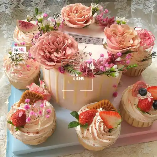 给闺蜜做的生日蛋糕