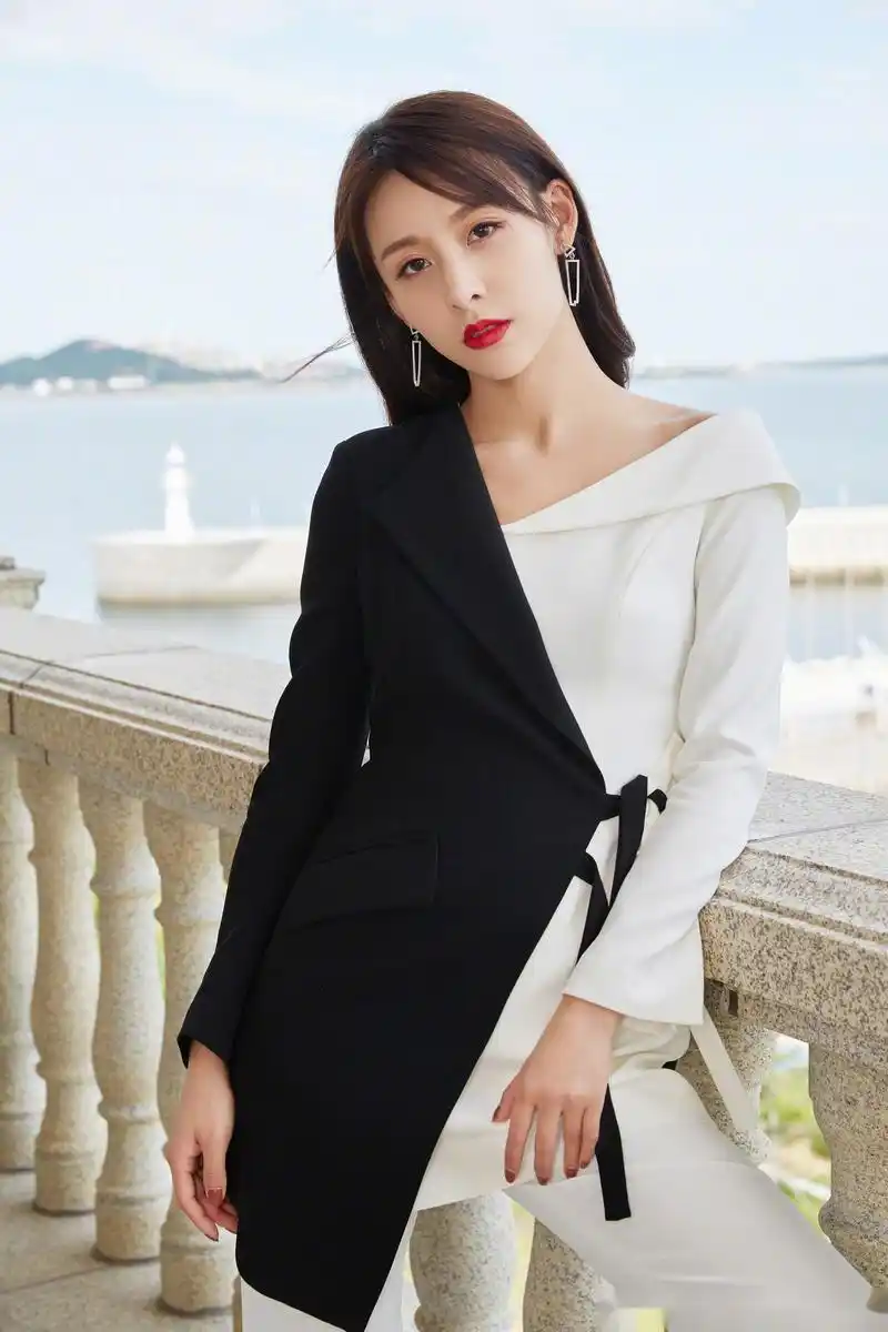 我参演的《大英雄》《了不起的儿科医生》入选《优秀电视剧百日展播