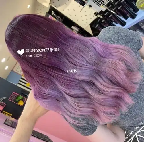 轻欧风粉紫渐变发色谁染谁好看闺蜜都没了