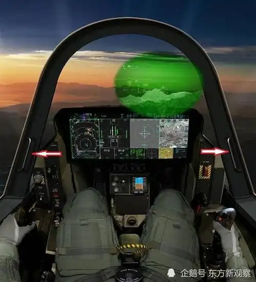 疑似歼15电弹型座舱图曝光新把手新平显最强四代半舰载机