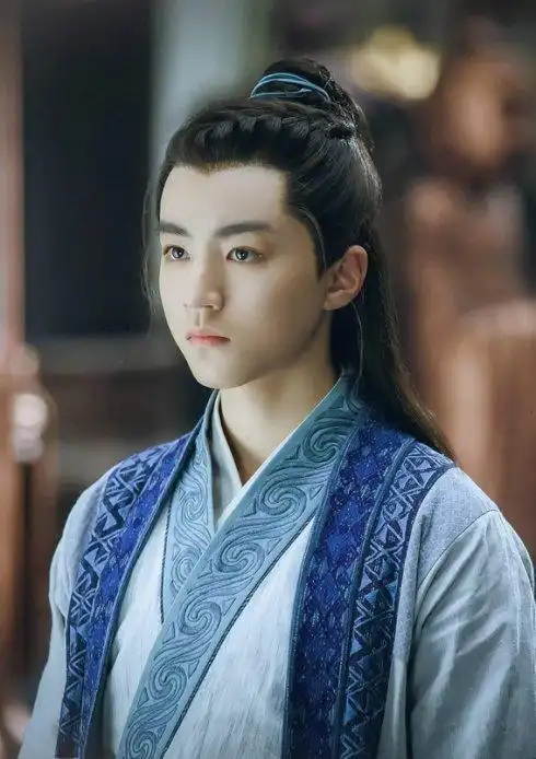 男演员的帅气古装造型往往会收获一大票迷妹,可有人偏偏不适合!