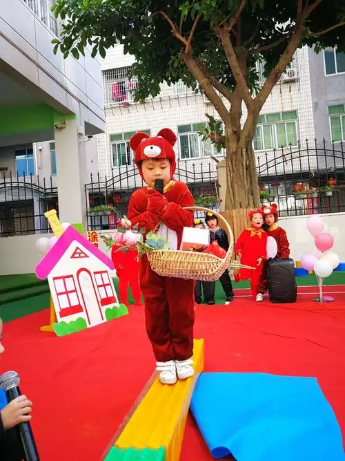 "演绎故事,润泽童年"——秀屿区双语实验幼儿园幼儿表演游戏比赛