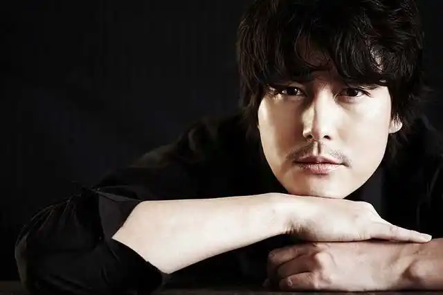 韩国十大不老男神 韩国最帅十大70后男明星排行榜_网易订阅