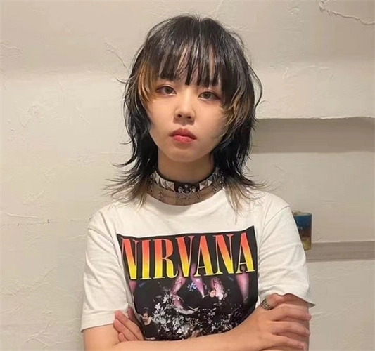 酷感日系风格短发 鲻鱼狼尾vs短碎发_日韩发型 - 美发站