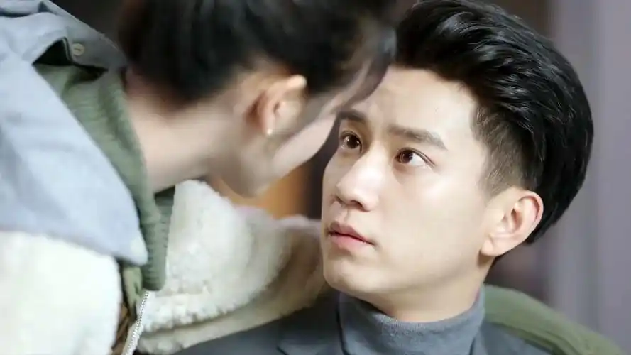 《猜猜我是谁》张予曦撒娇喊老公!王子奇:是个男人都顶不住啊!