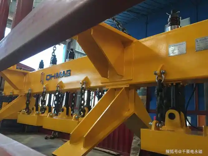 有球墨铸管与钢管需要吊运的一定要关注这款磁力吊具(千豪快讯)_专用