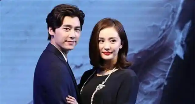 她与许多男明星都传出过绯闻,比如黄轩,李易峰,冯绍峰等等